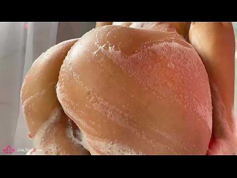 ❤️ Brunette Masturbeert Kut met Vibrator tot intens Orgasme onder Douche ️ Fucking video at us ❌️ ❌️❤